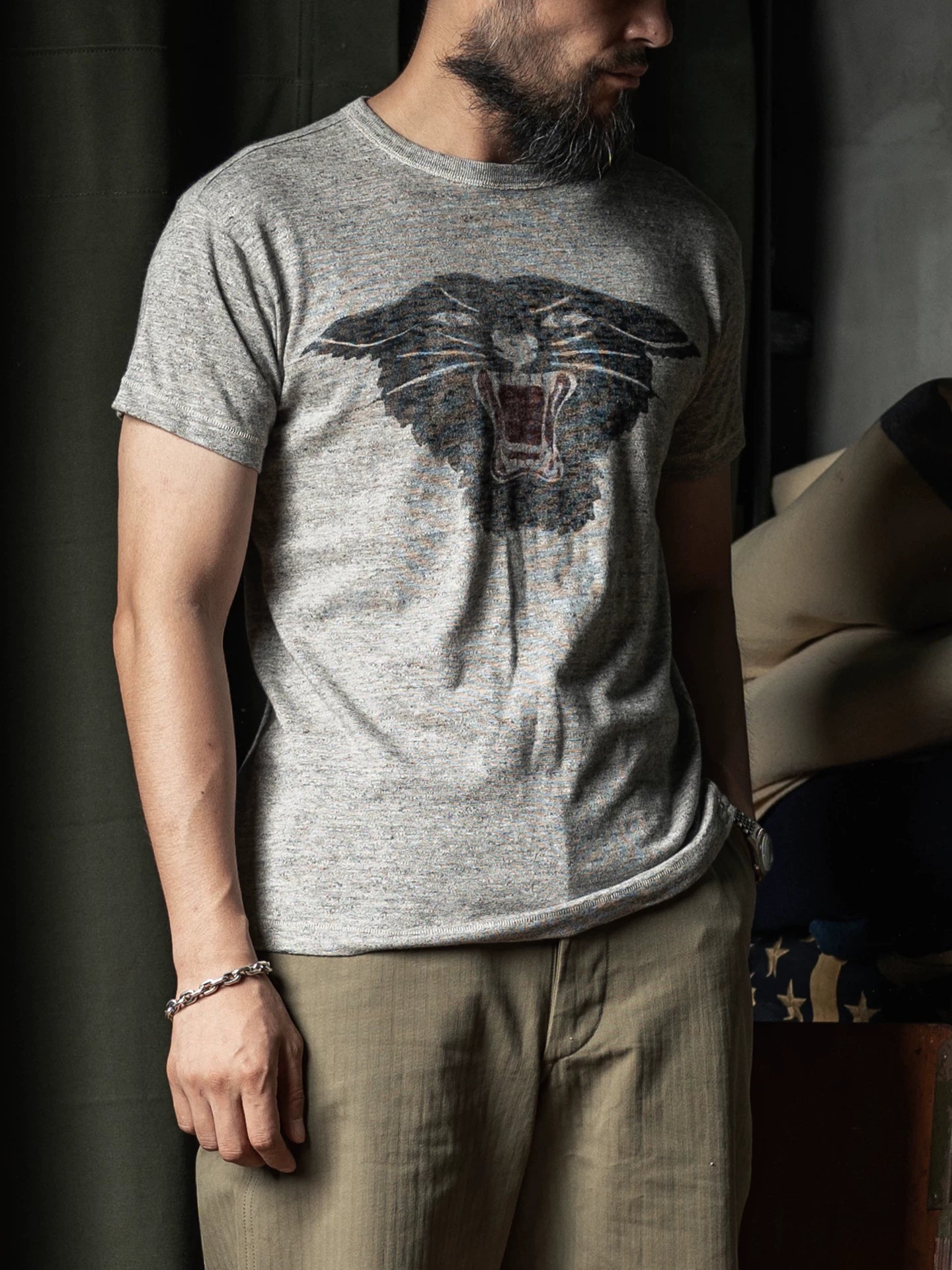 BRONSON Breathable Casual Versatile Tee