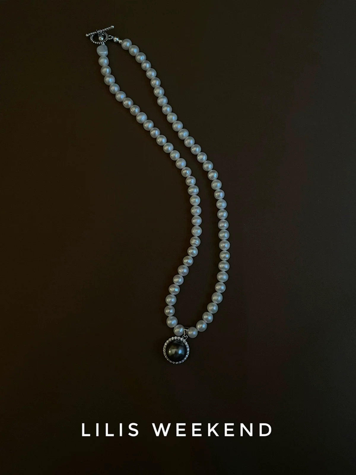 Lilis Weekend Stylish Vintage Natural Freshwater Pearl Necklace