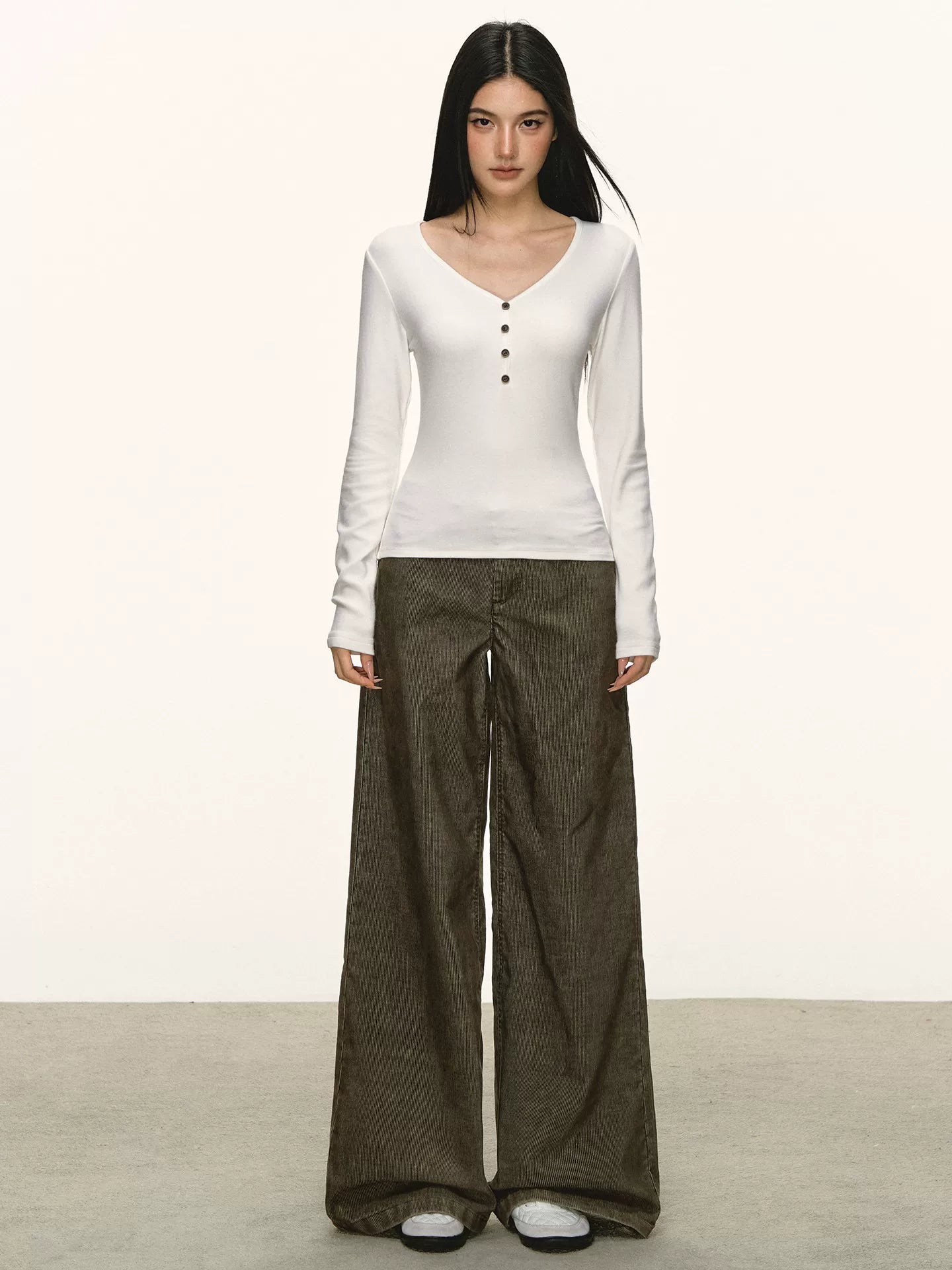 Anna Aneae Vintage Low-rise Straight Floor-mopping Trousers