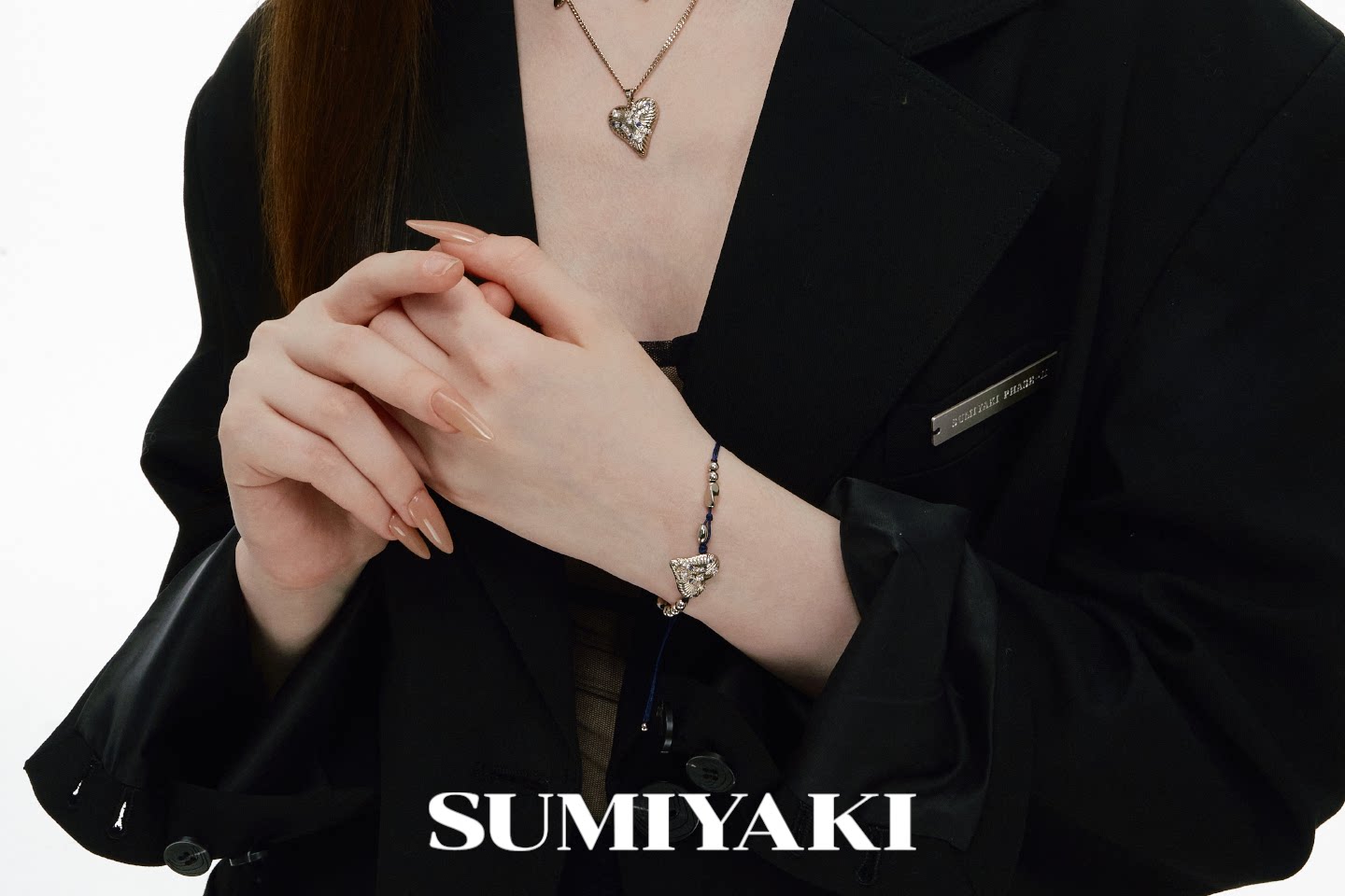 SUMIYAKI Brushed Colored Diamond Love Bracelet