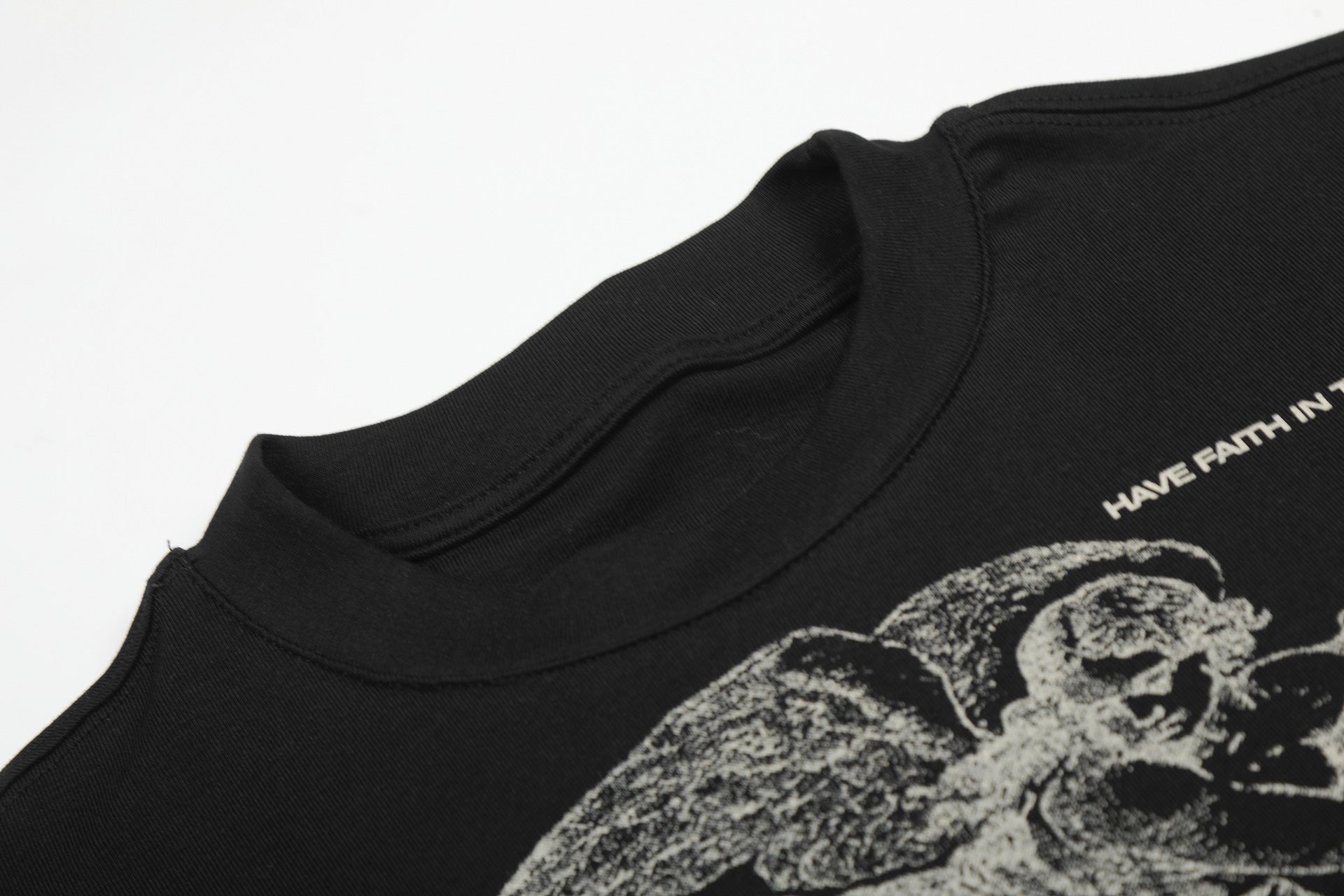 11KN Sketch Printing Versatile and Thin Tee