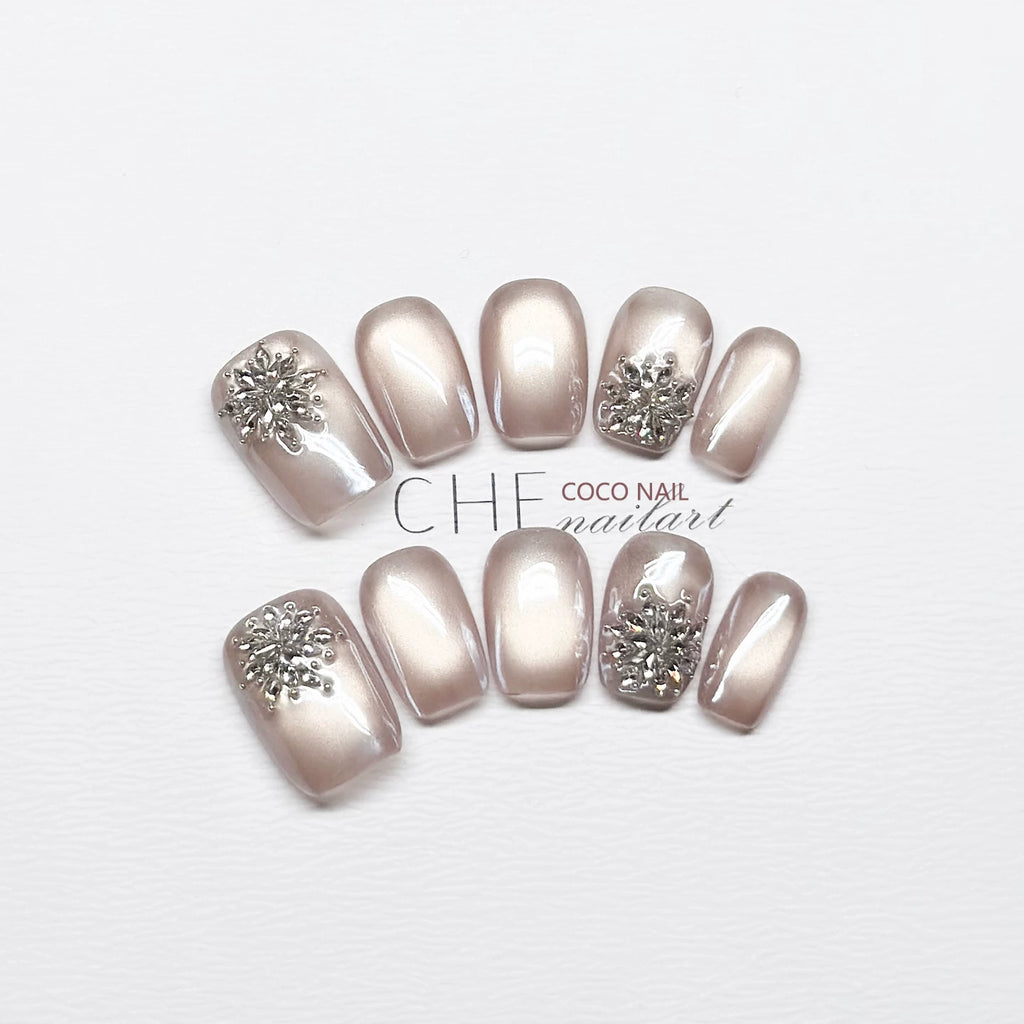 Coco Temperament Light Luxury High Sense White Handmade Manicure Wear Nail