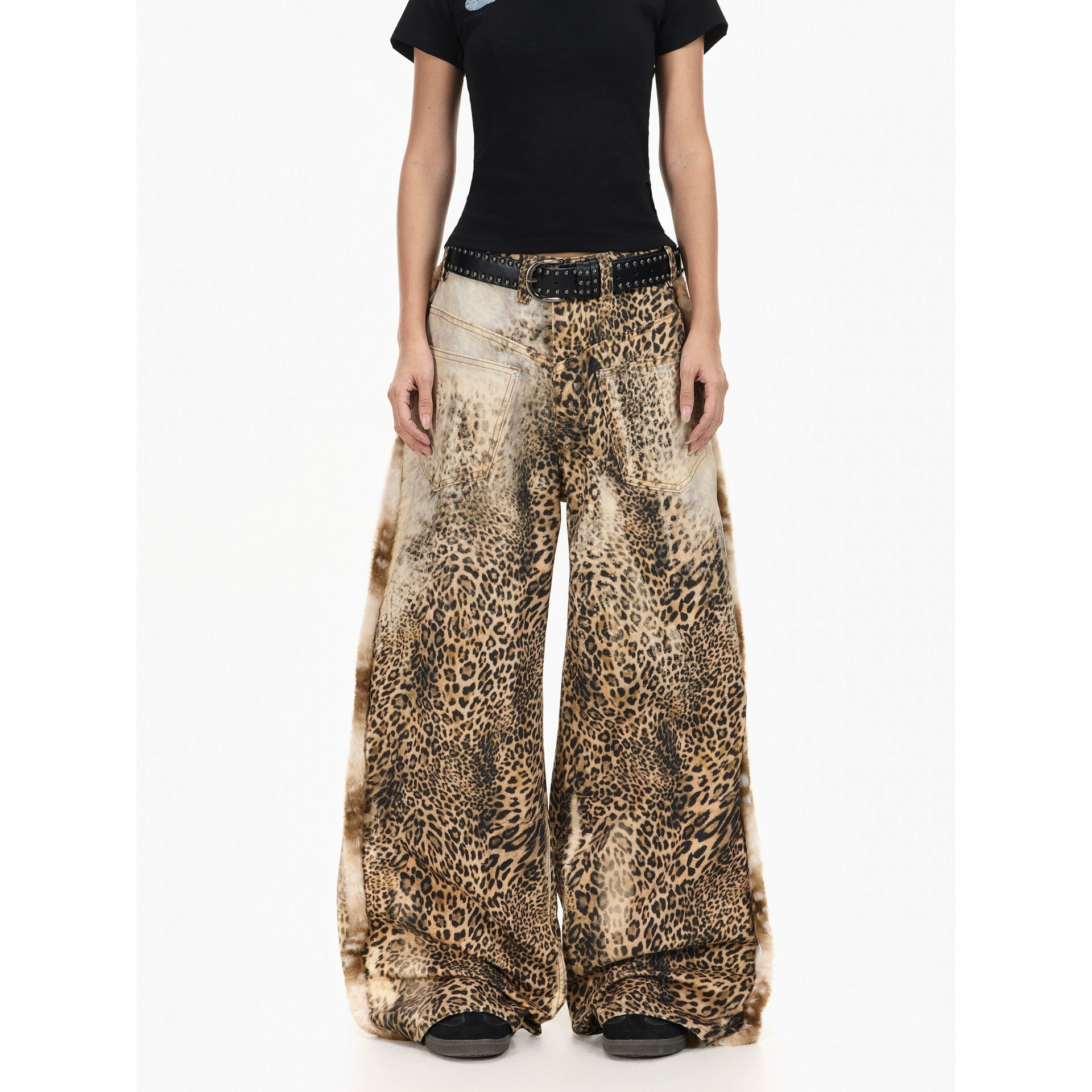BTSG Vintage Stitched Leopard Jeans