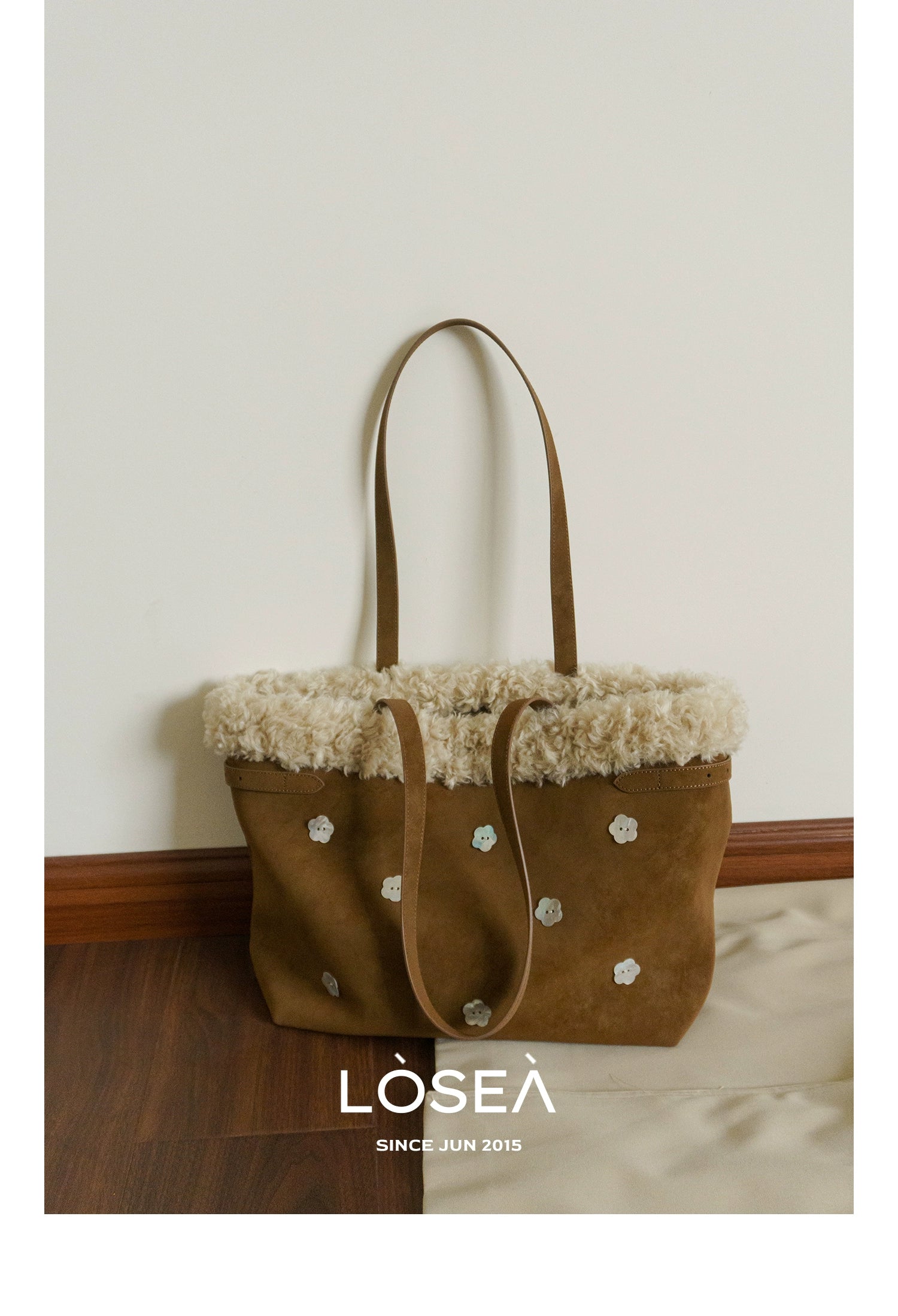 LOSEA Plush Large Capacity Tote Bag