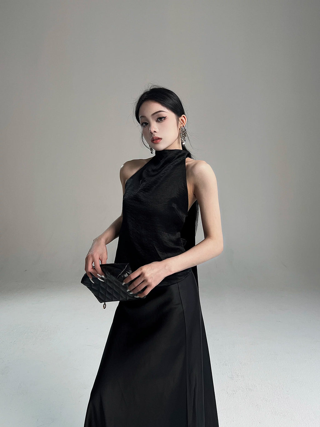 CHUYUQI Temperament Neck Backless Streamer Irregular Top