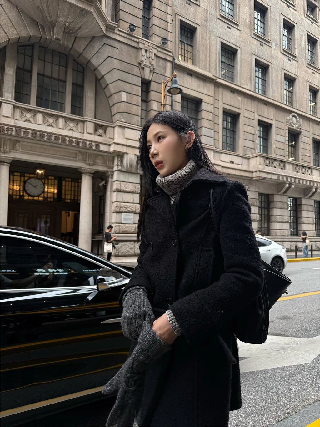 YOUNG KYLIN Premium Korean Short Front Shoulder Coat