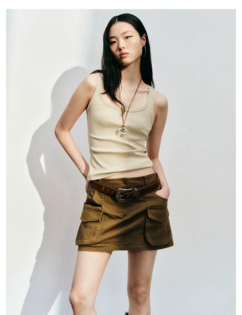 URBAN REVIVO Casual Versatile Slim Slim U-neck Vest