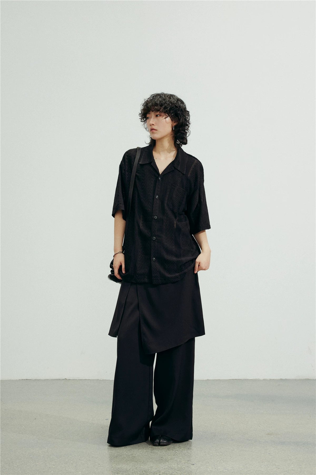 SUNYVONNE Rhombus Hollow Loose Short Sleeve Shirt