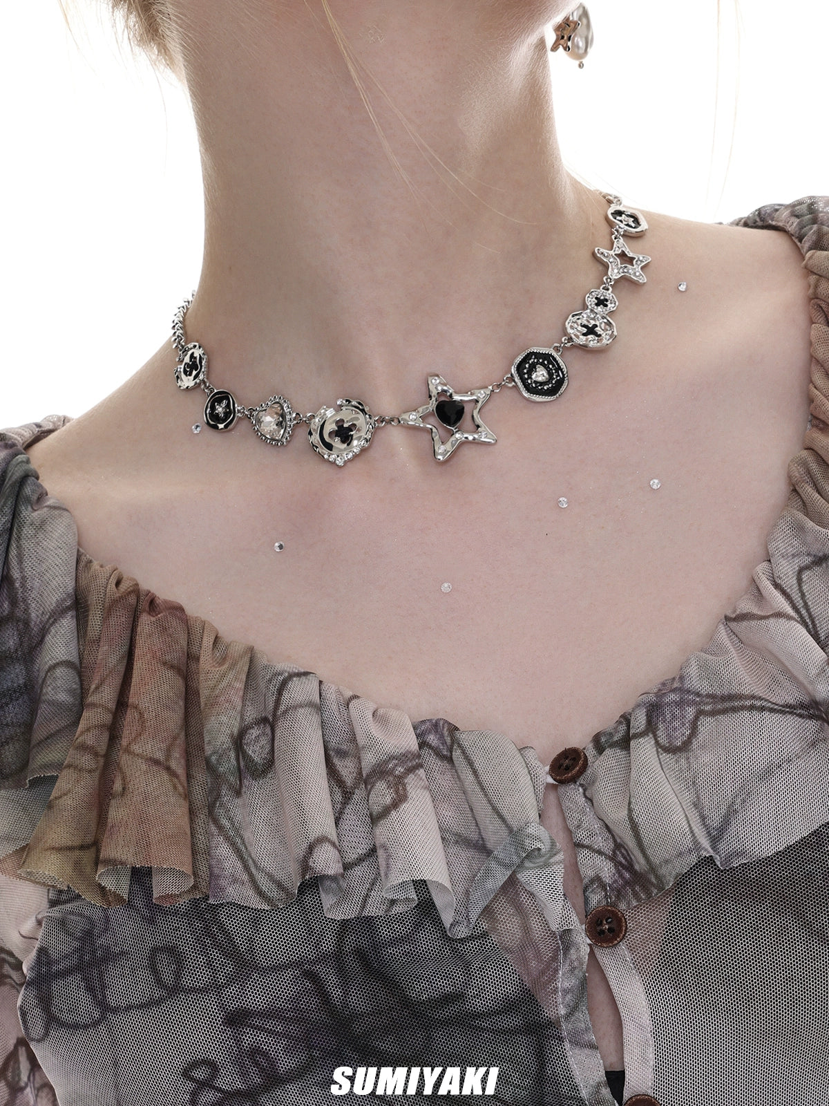 SUMIYAKI Vintage Star Button Clavicle Chain