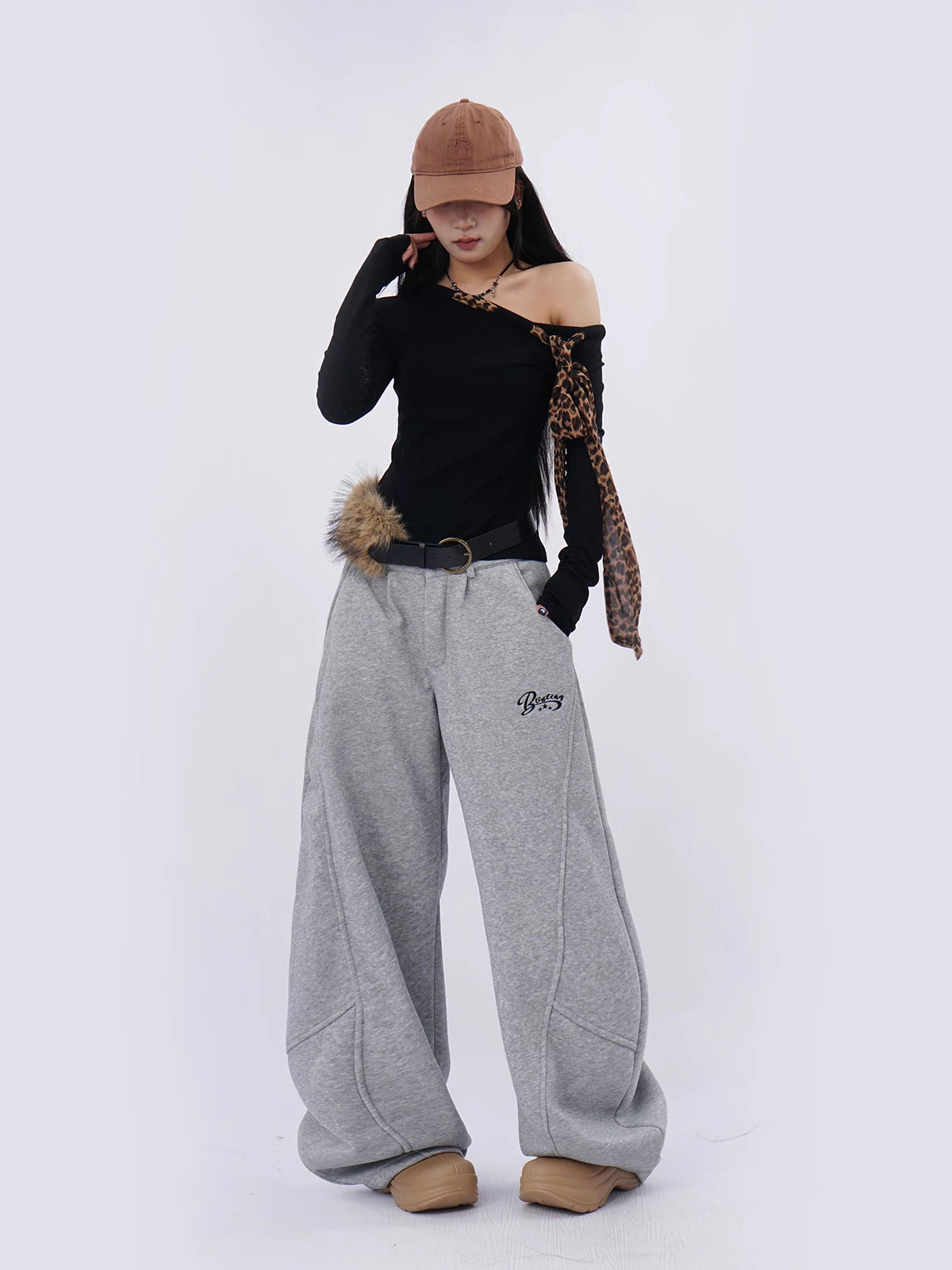 SAMUSAN Long Streamer Leopard Print Slanted Shoulder Long Sleeve