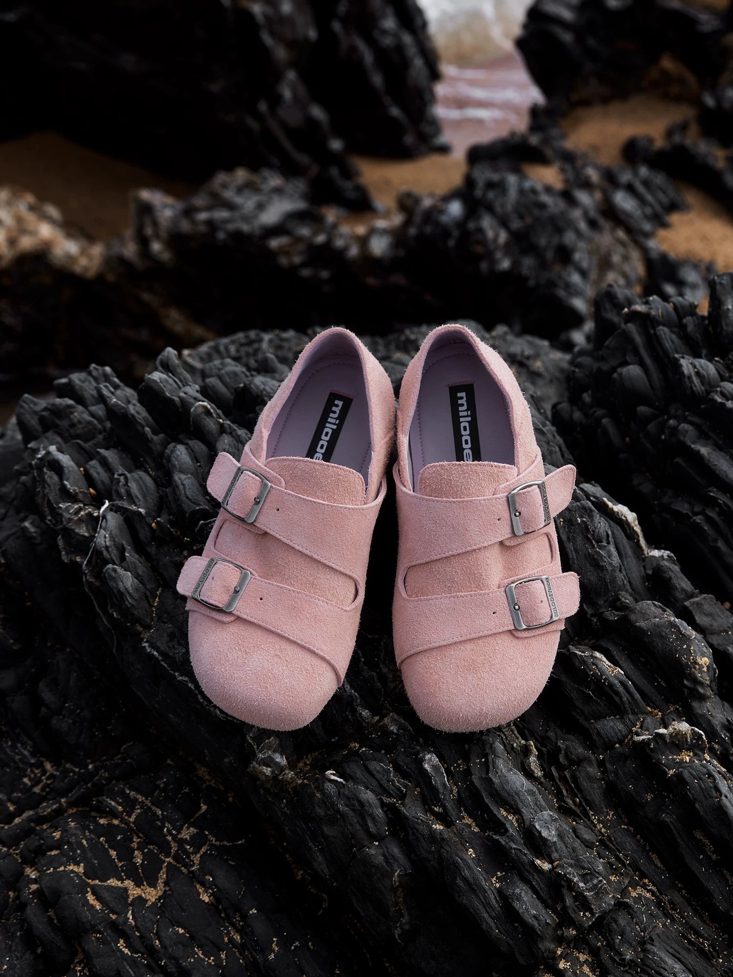MILOOEY Retro Leather Soft-soled Casual Shoes