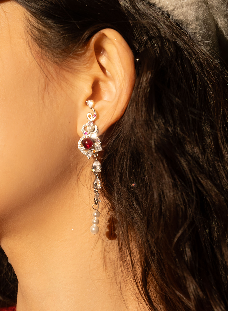 ParanoidP New Chinese Gourd Pearl Fringed Earrings
