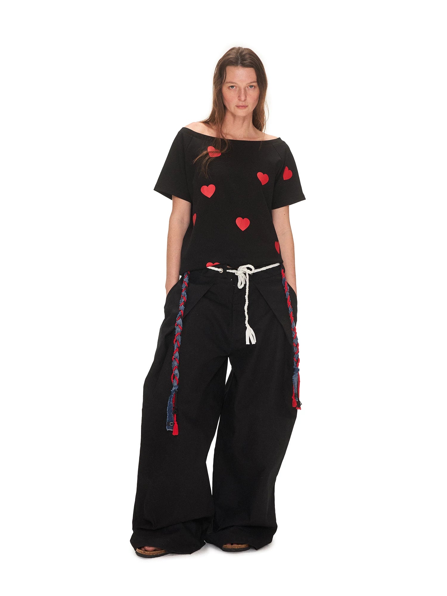 ANTERIOR LOVED Slanted Shoulder Love Print Loose Casual Tee