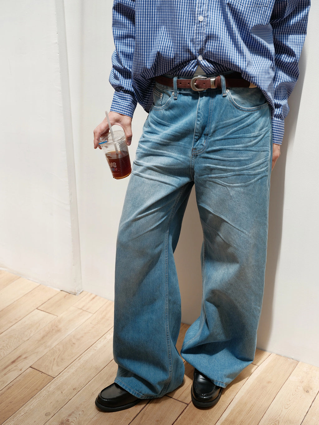 CARPEM Three-dimensional Cat Beard Loose Straight Jeans