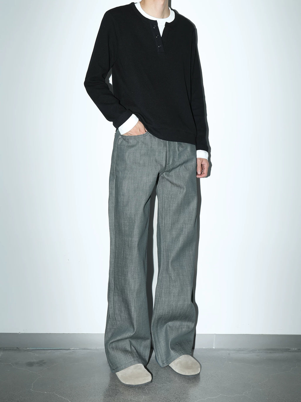PLUS NO LOGO Straight Breasted Jeans