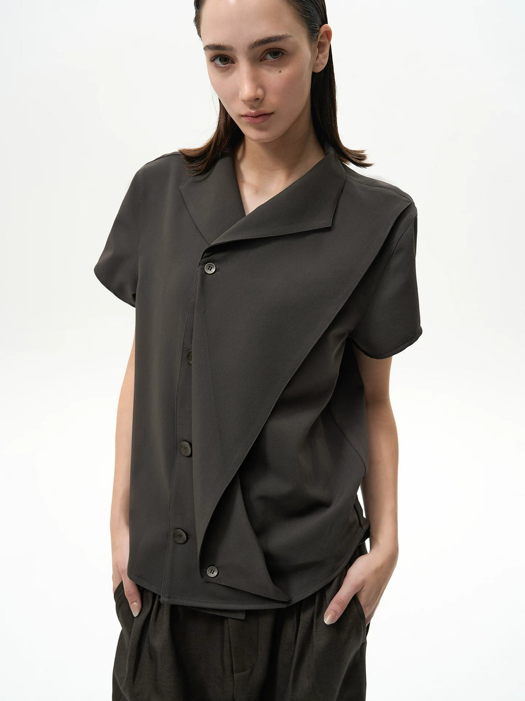 Slight Vogue Folded Flip Sleeve Short Sleeve Shirt