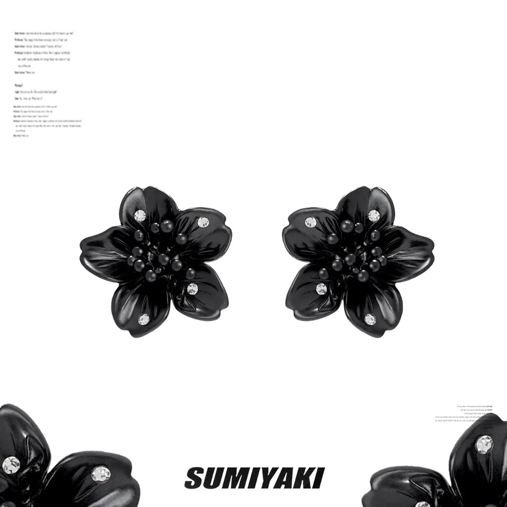 SUMIYAKI Three-dimensional Flower Earrings
