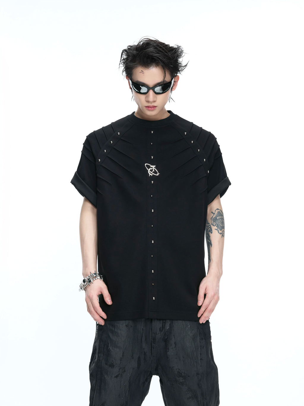 ArguECulturE Pleated Rivet Front Shoulder Tee