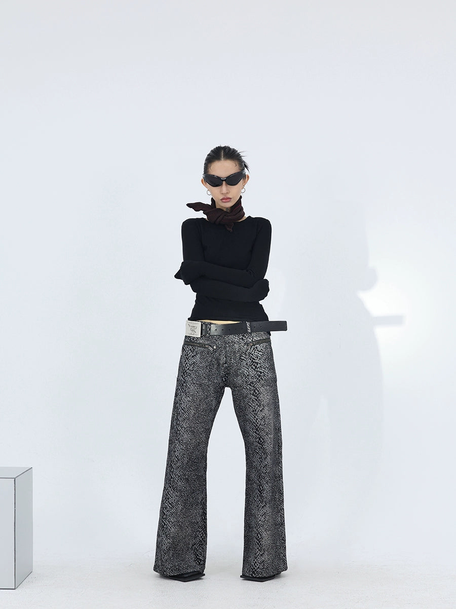 FUZZYKON Zipper Trim Straight Rivet Snake Jeans