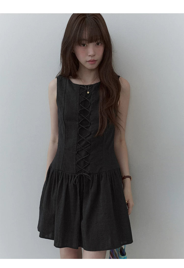 VOOE Drawstring Pleated Dress