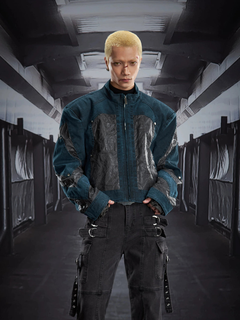 NUndefined Dark Stitching Short Loose Shoulder Padded Stand-up Collar Jacket