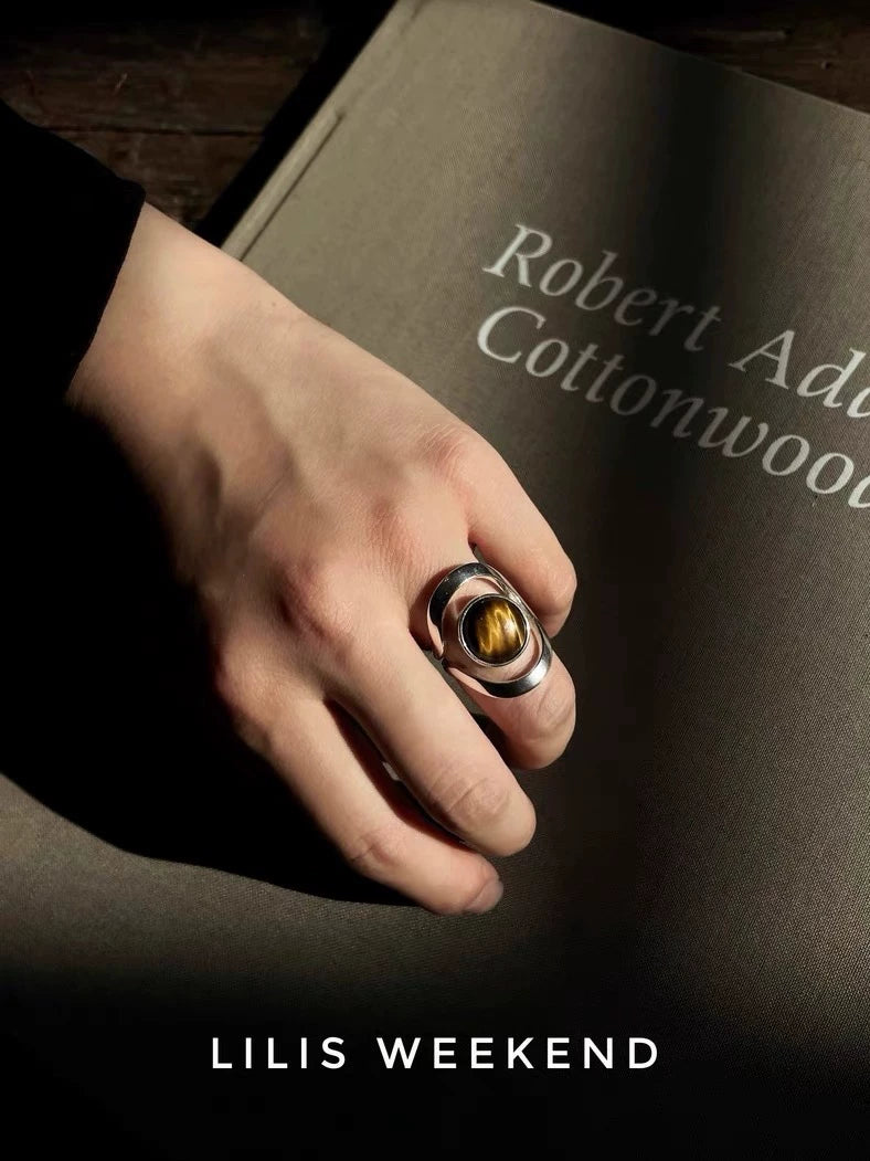 Lilis Weekend Niche Roman Ring Tiger's Eye Ring