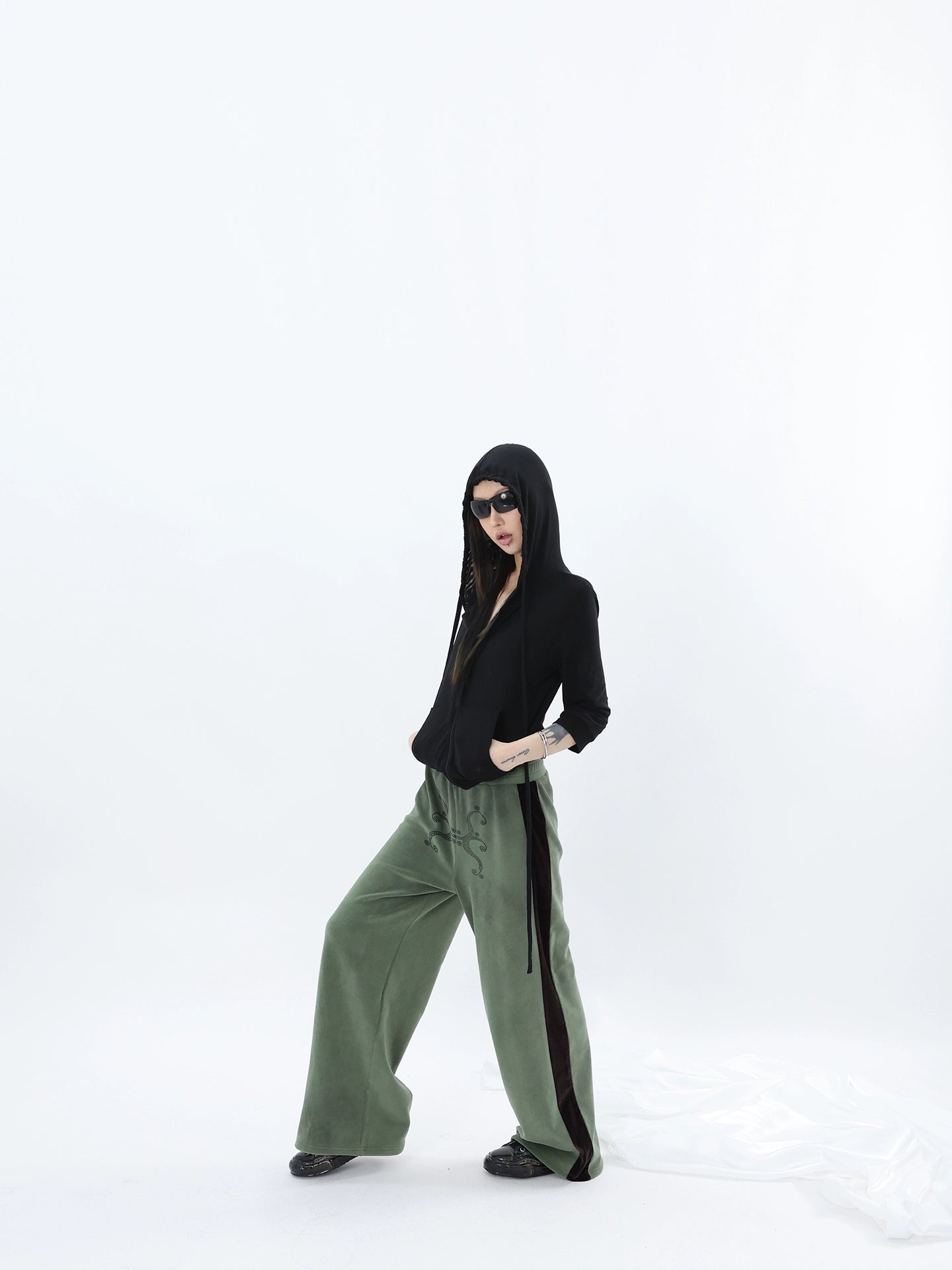 FUZZYKON Totem Print Straight Splicing Sweatpants