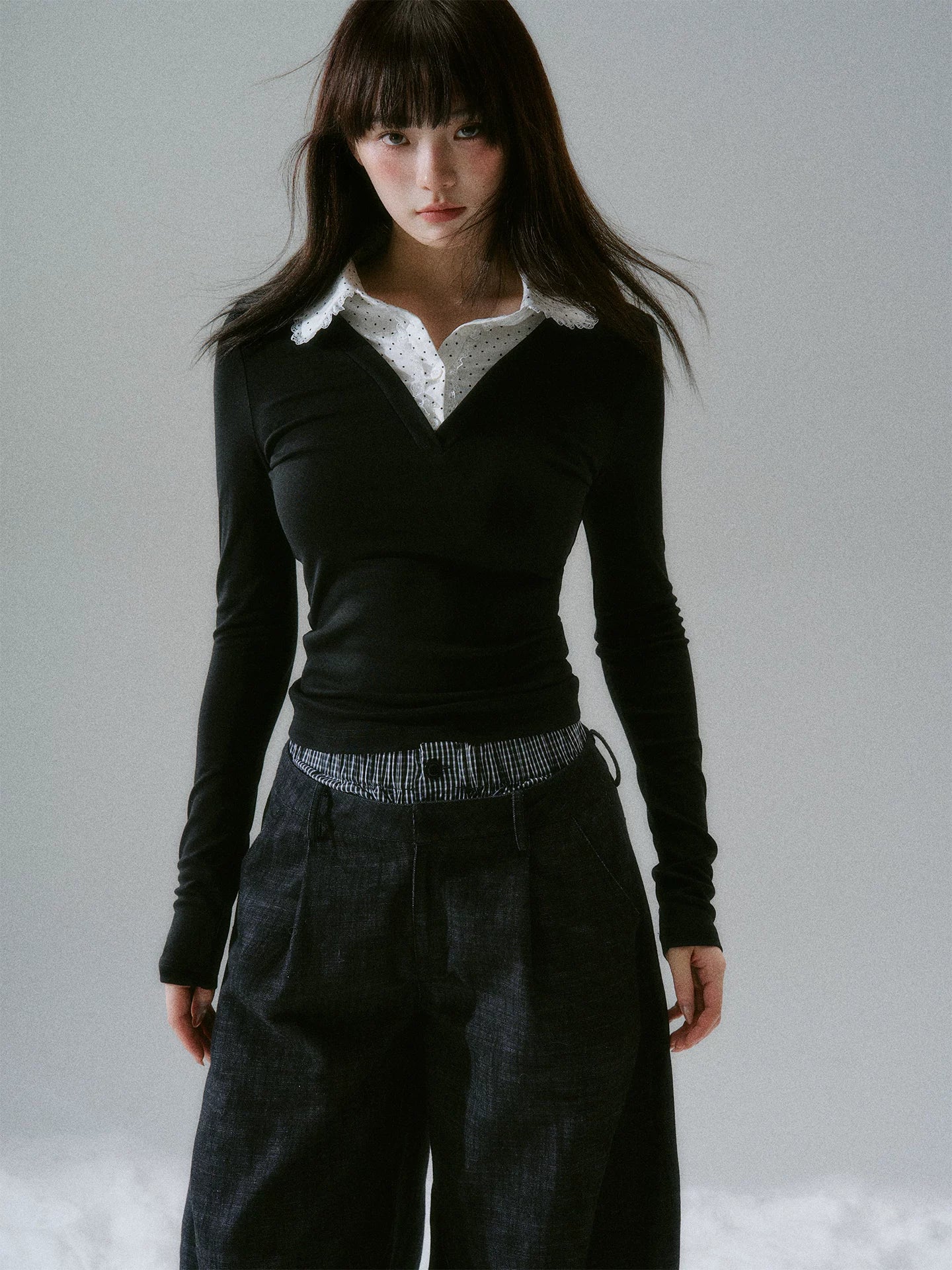 LOST FOREST Splicing Doll Crew Neck Lace Stretch Long Sleeve