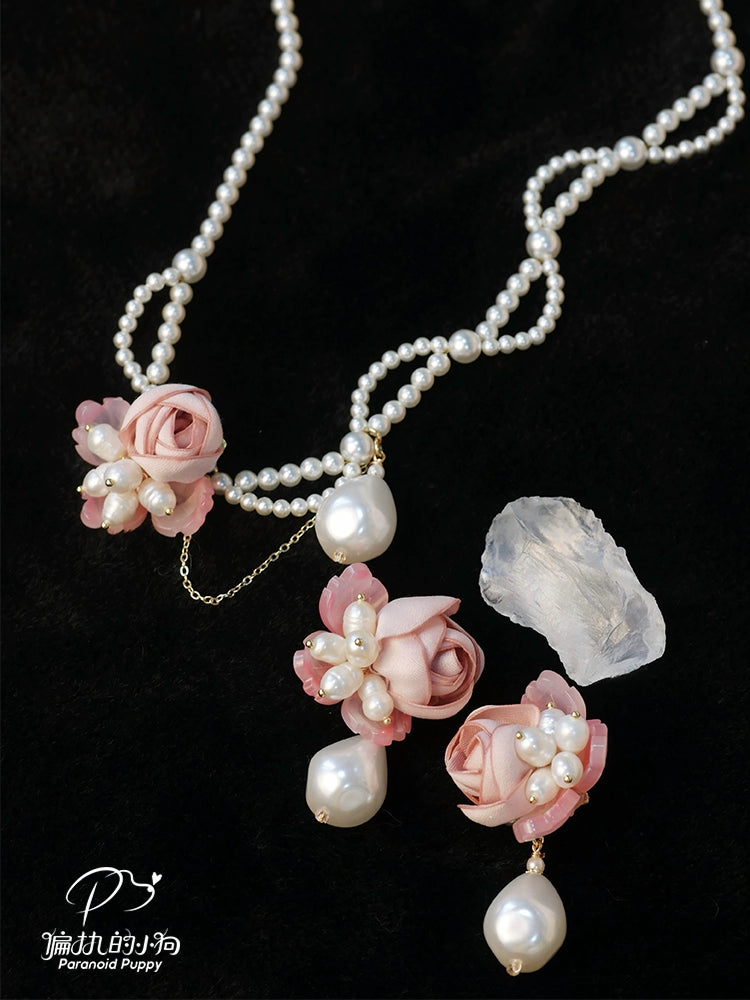 ParanoidP Flower Wavy Lace Pearl Necklace