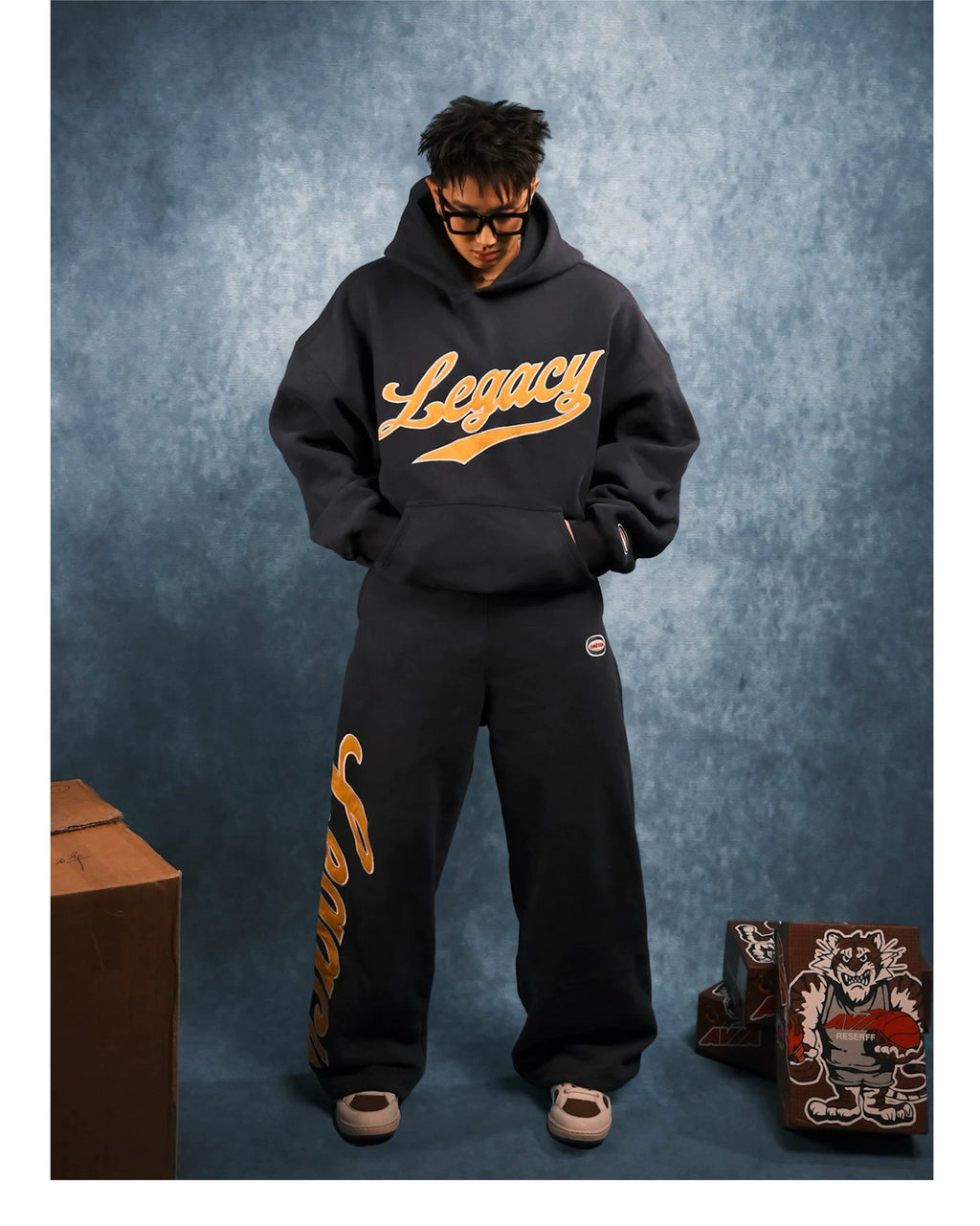 RESERFF Vintage Patch Embroidered Loose Drawstring Sweatpants