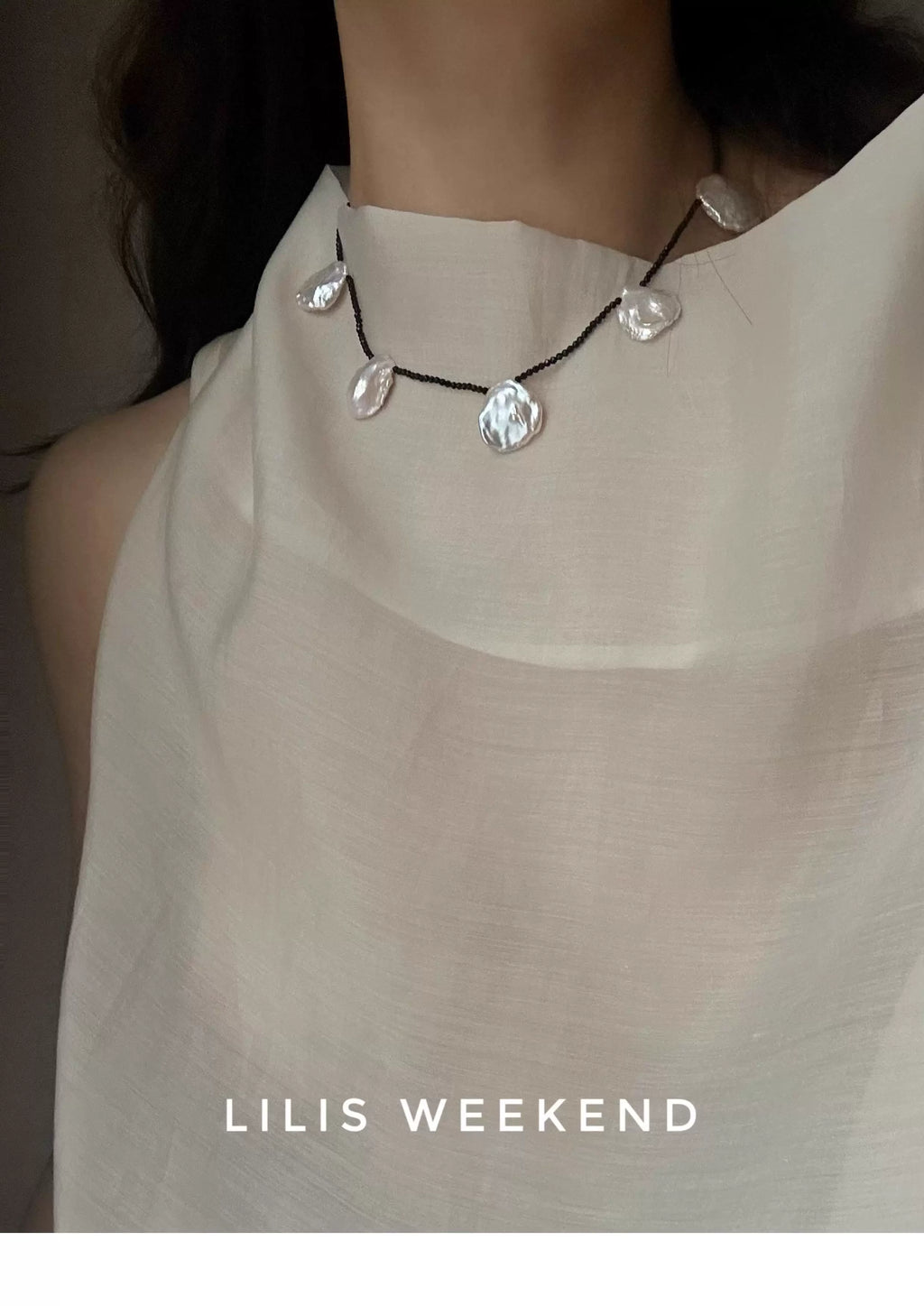 Lilis Weekend Vintage Petal Pearl Necklace