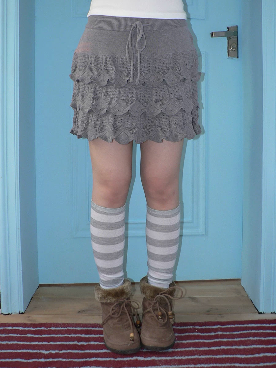 Ang: Project Vintage Ruffle-edged Knitted Skirt