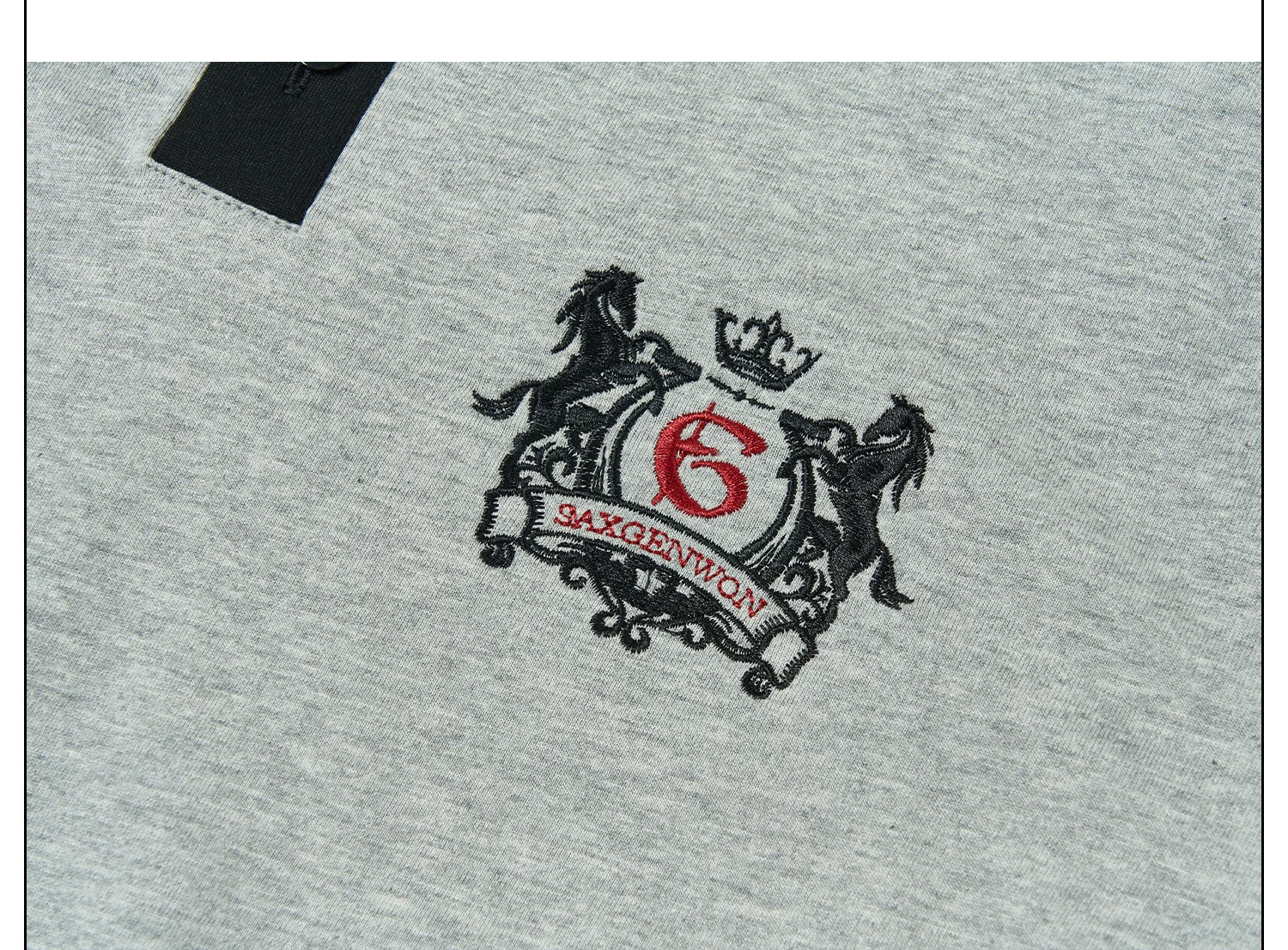 SAXGENWON Sticker Embroidery Splicing Print Front Shoulder Tee