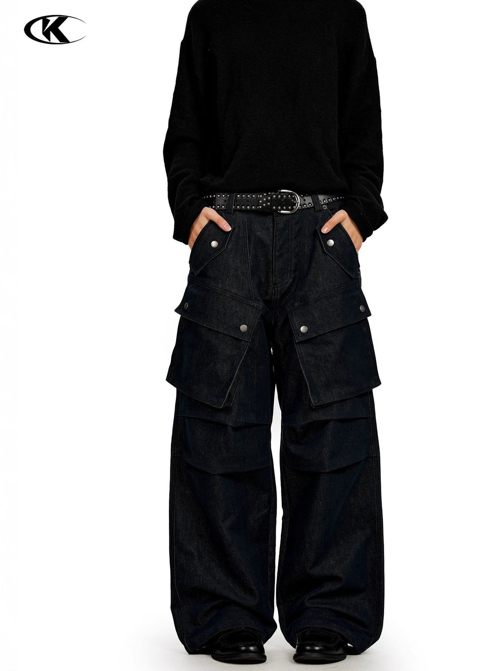 11KN Straight Wide-leg Pleated Slacks