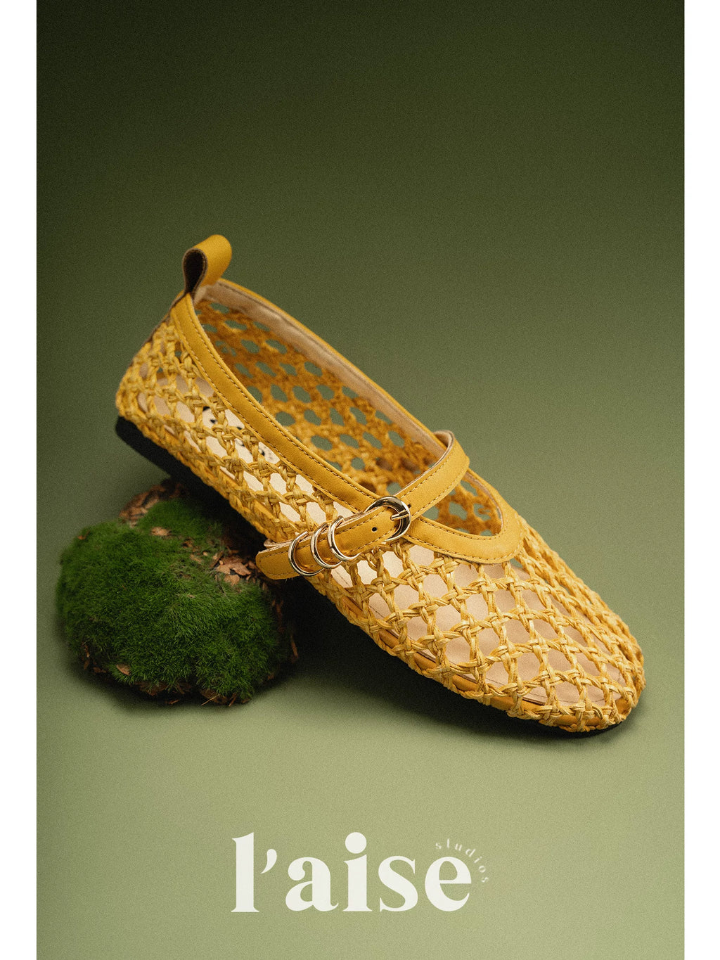 L'aise Vintage Fashion Strap-on Shoes