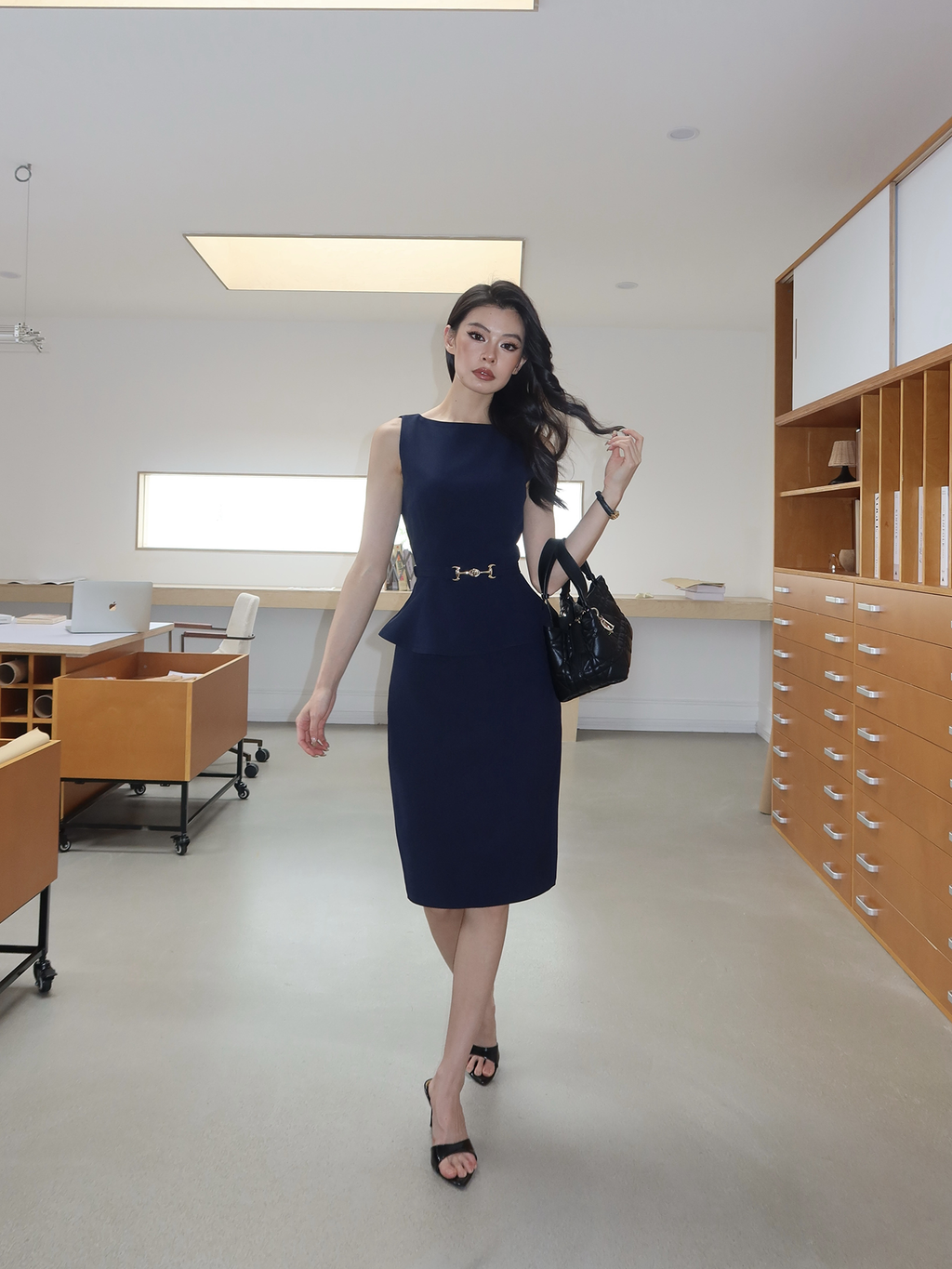 LLROGE Slim Skirt Two-piece Set