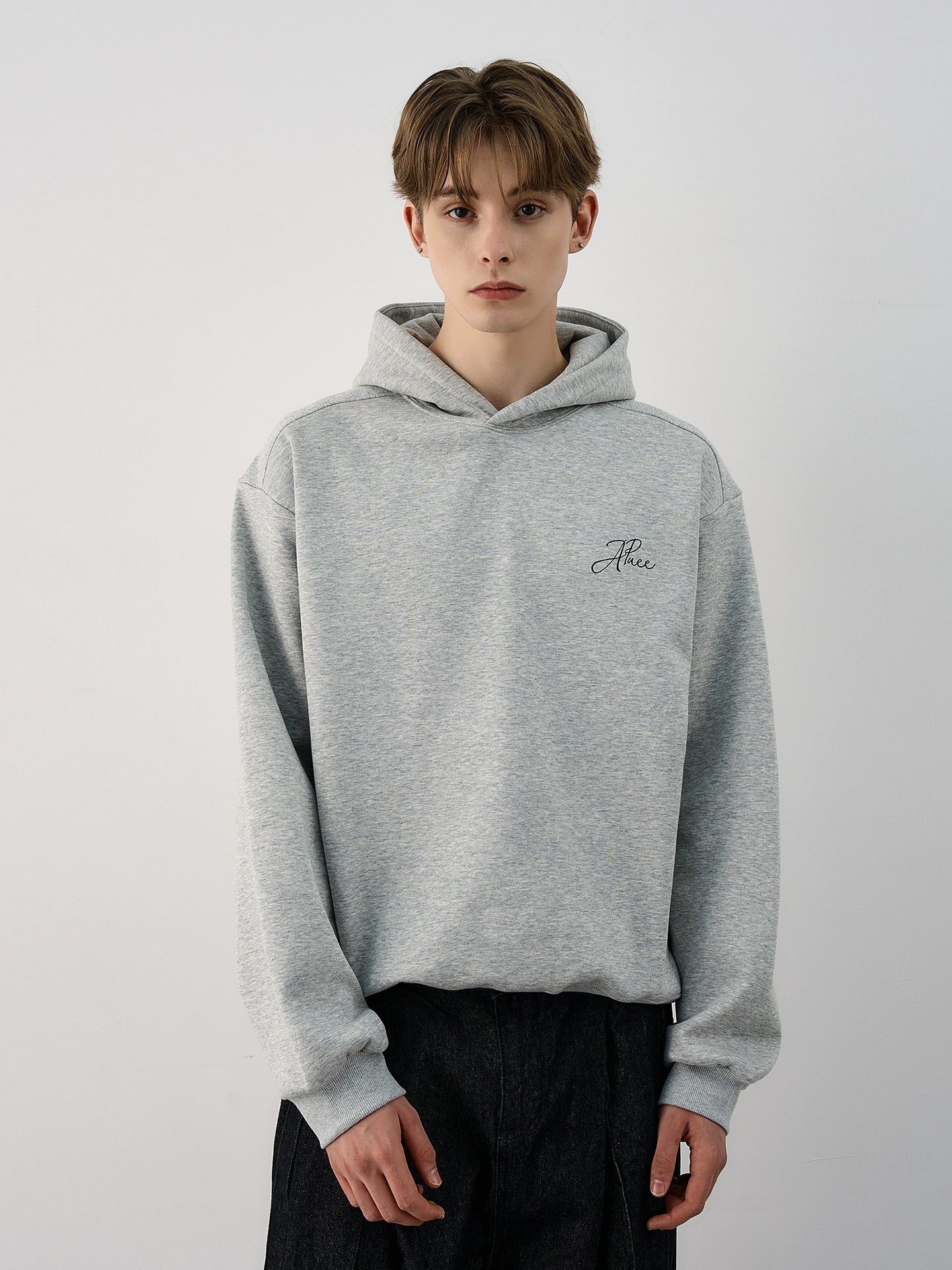 A PUEE Retro Silhouette Hooded Sweater