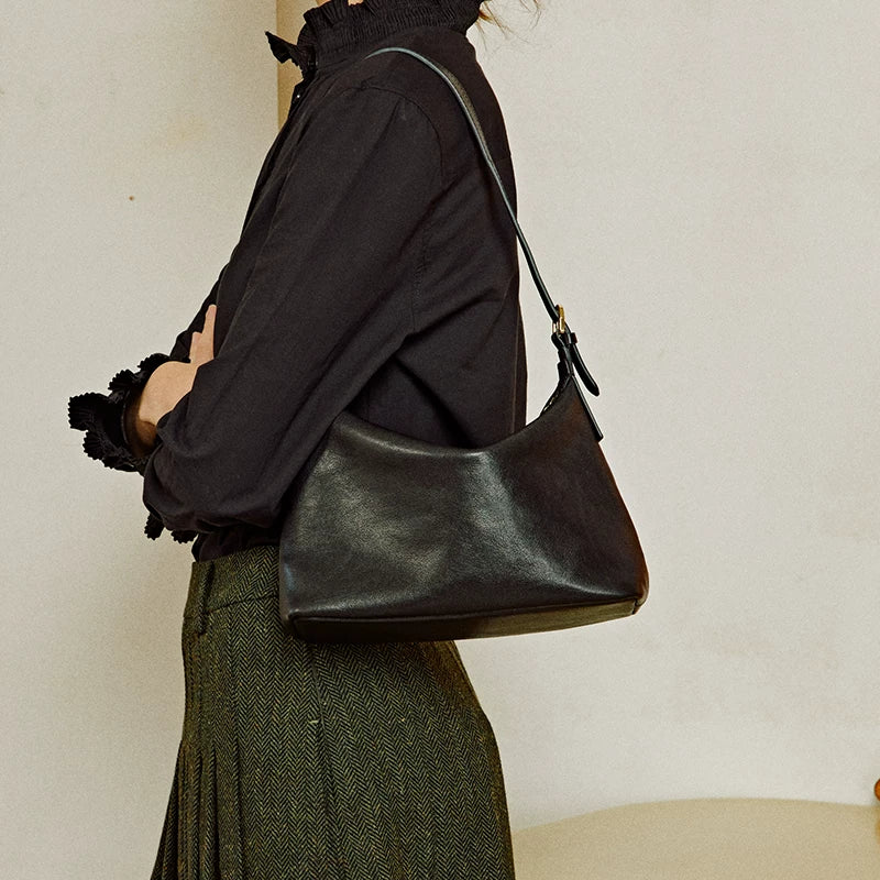 AVALEA Retro Cowhide Shoulder Messenger Bag