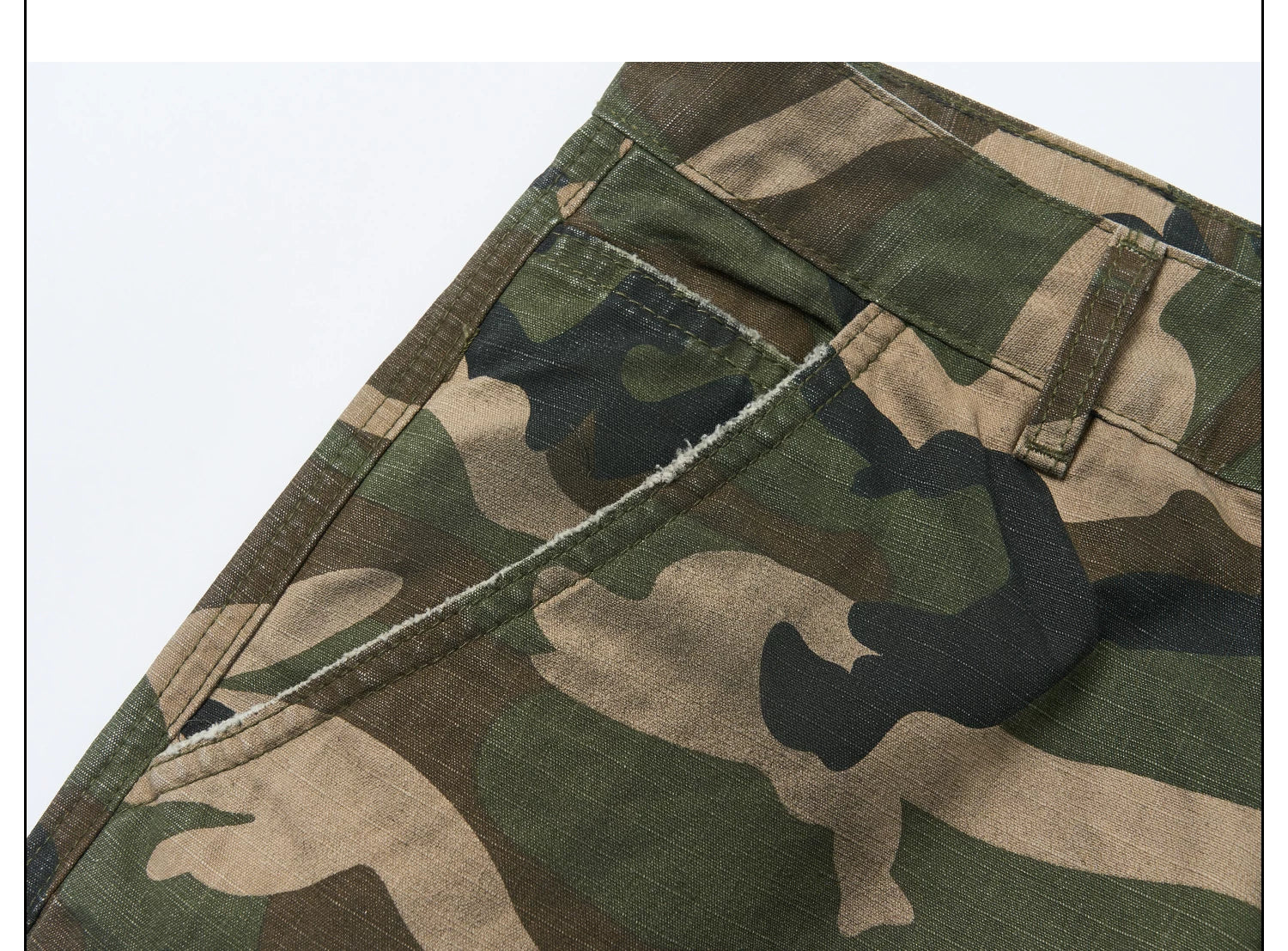 SAXGENWON Ink Splashing Camouflage Loose Tooling Shorts