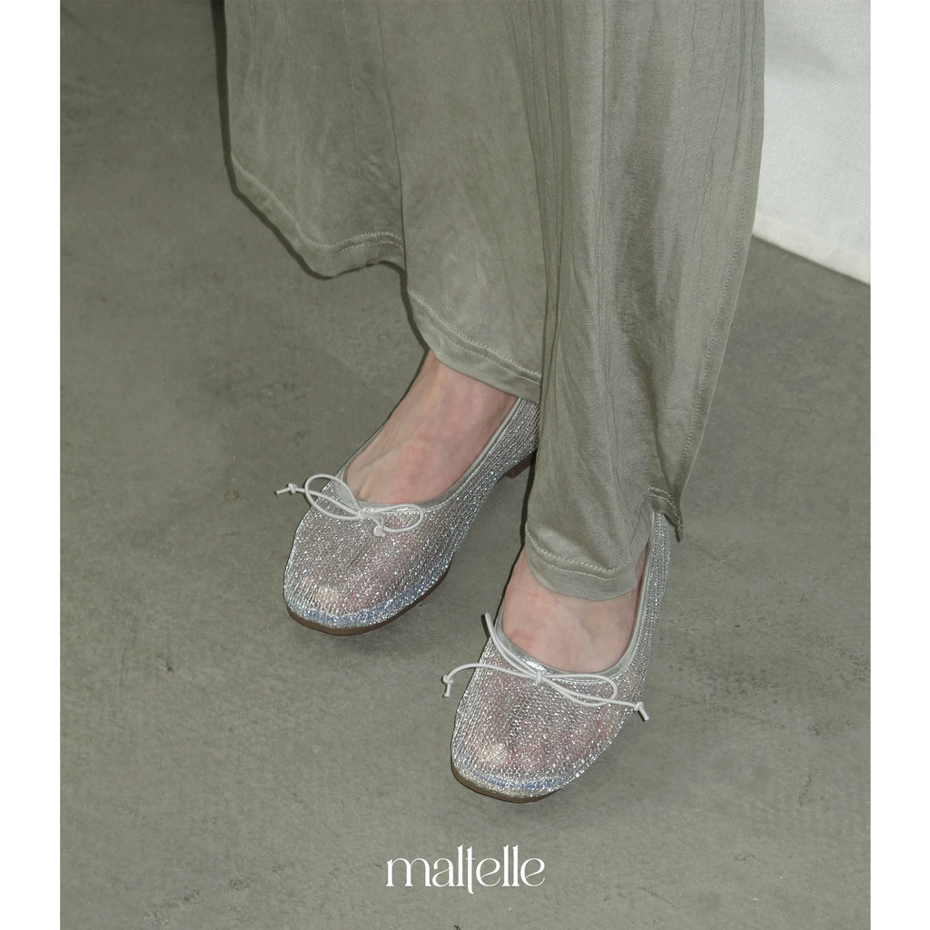 Maltelle Hollow Rhinestone Breathable Bow Flat Shoes