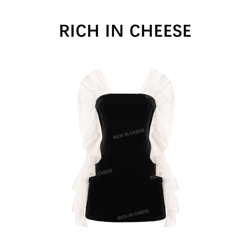 RICH IN CHEESE Pull-pleated Mesh Waist Dress