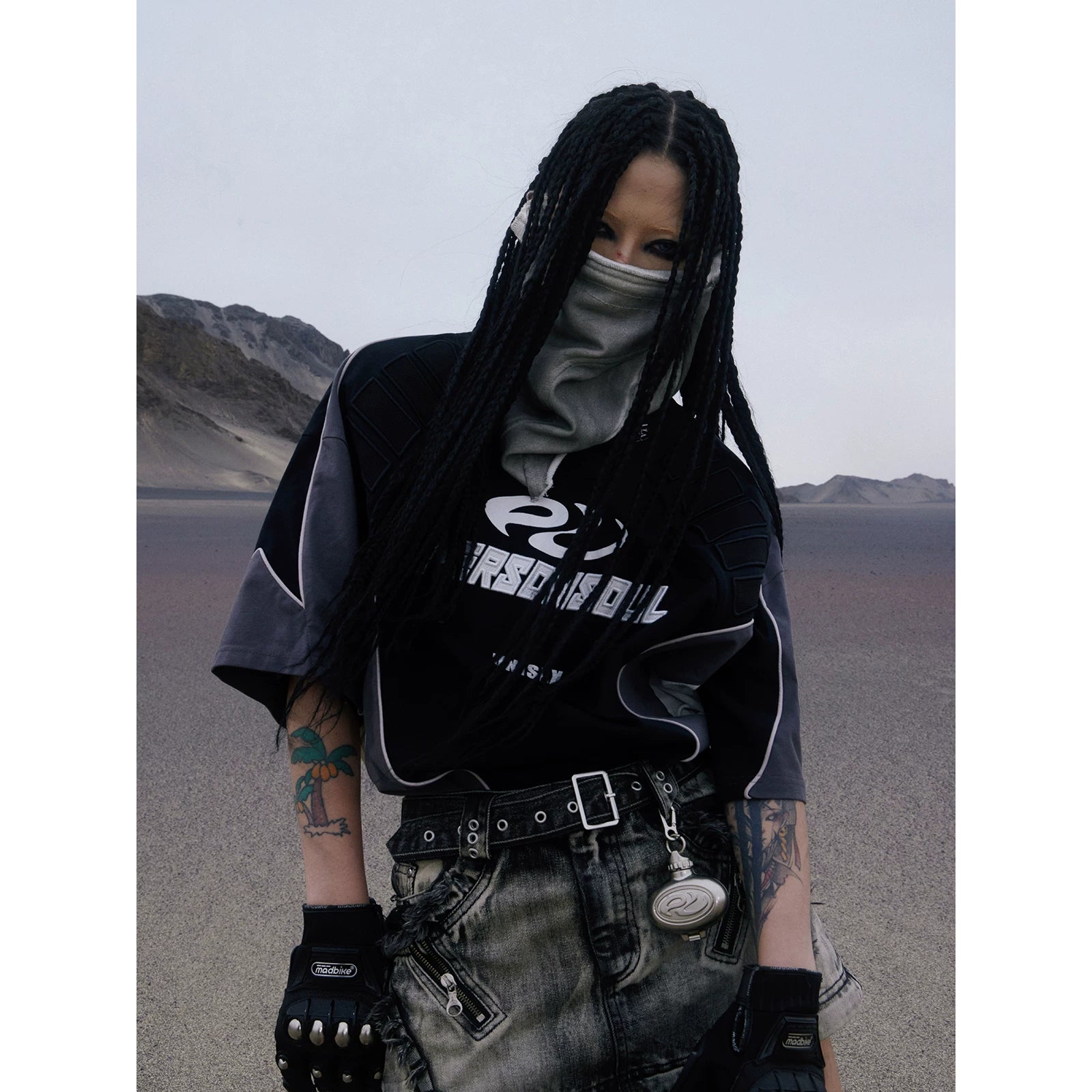 PERSONSOUL Embroidery Color Matching Sports Tee