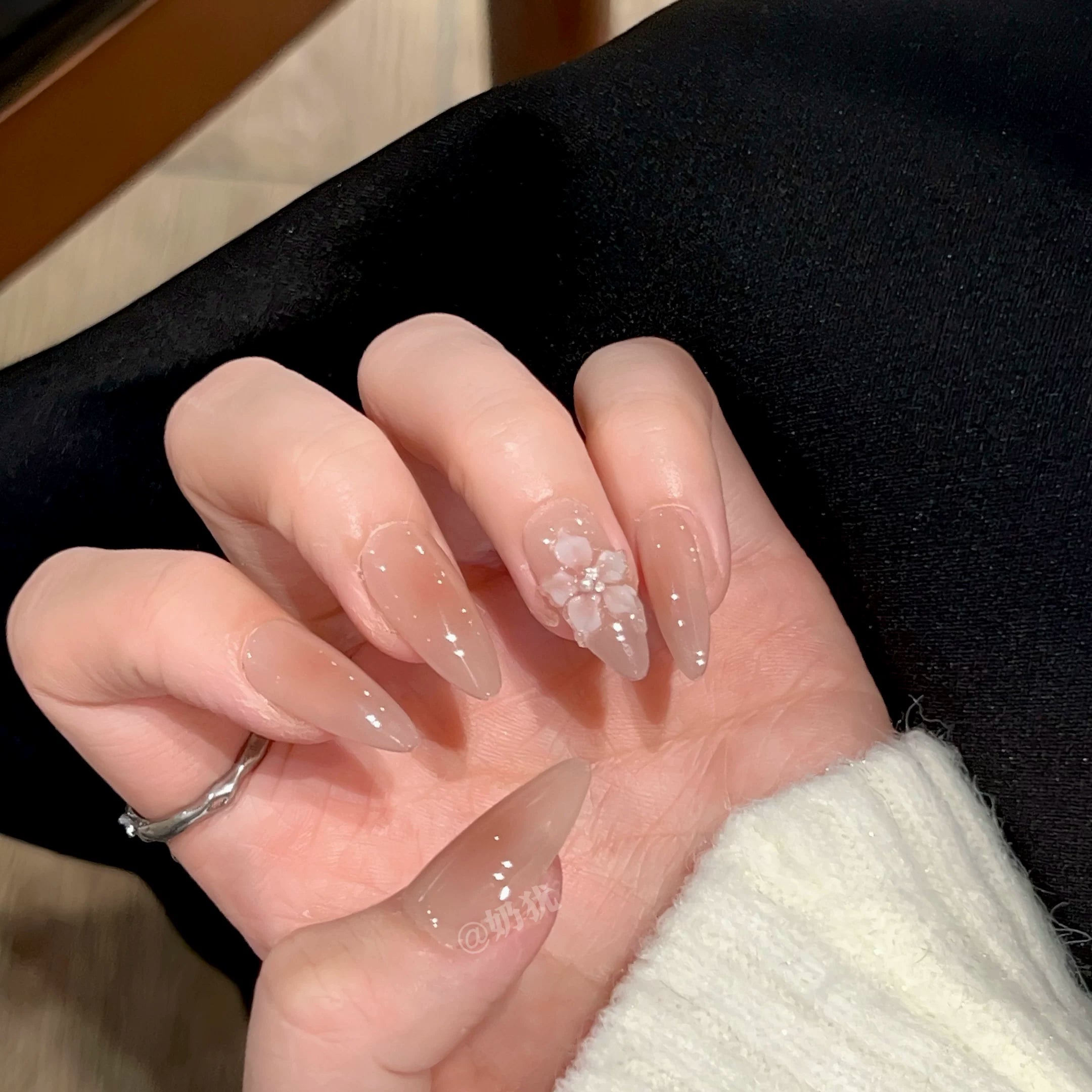 Beetle Nails Handmade Ice Extract Hand Carved Lily Wear Armor