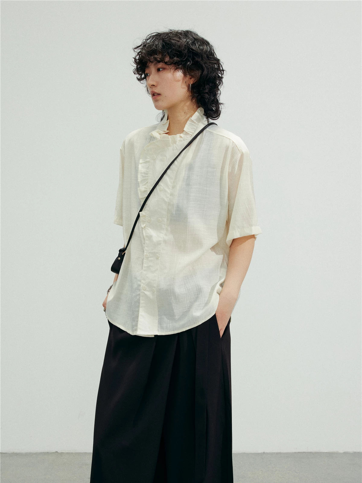 SUNYVONNE Niche Lace Short-sleeved Shirt