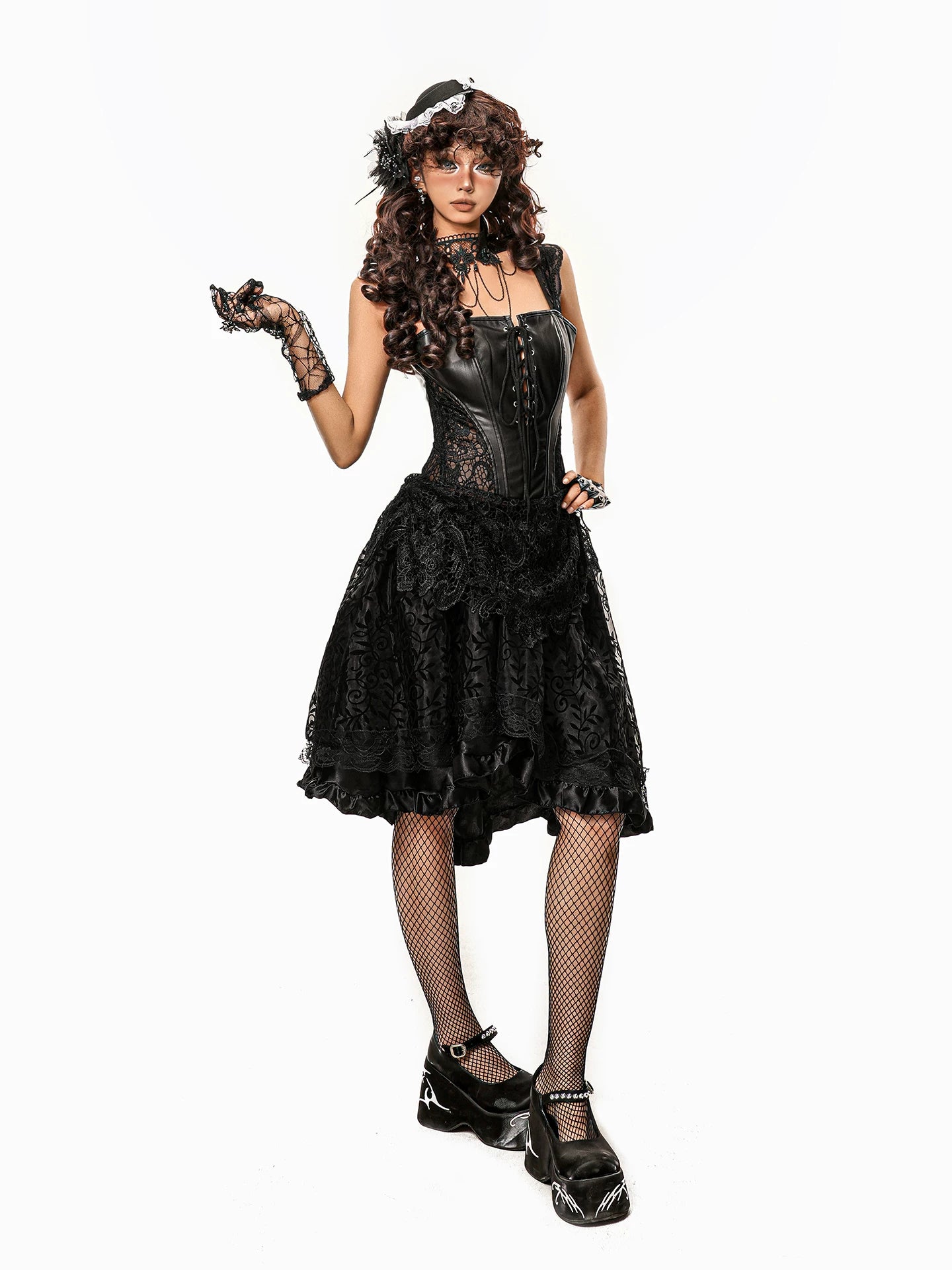 Arielink Vintage Hollow Lace Sling