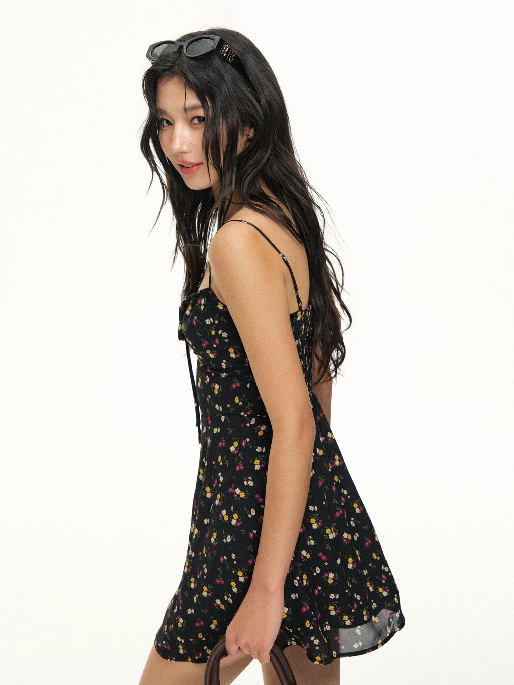 Ariseism Floral Slim-fit Suspender Dress