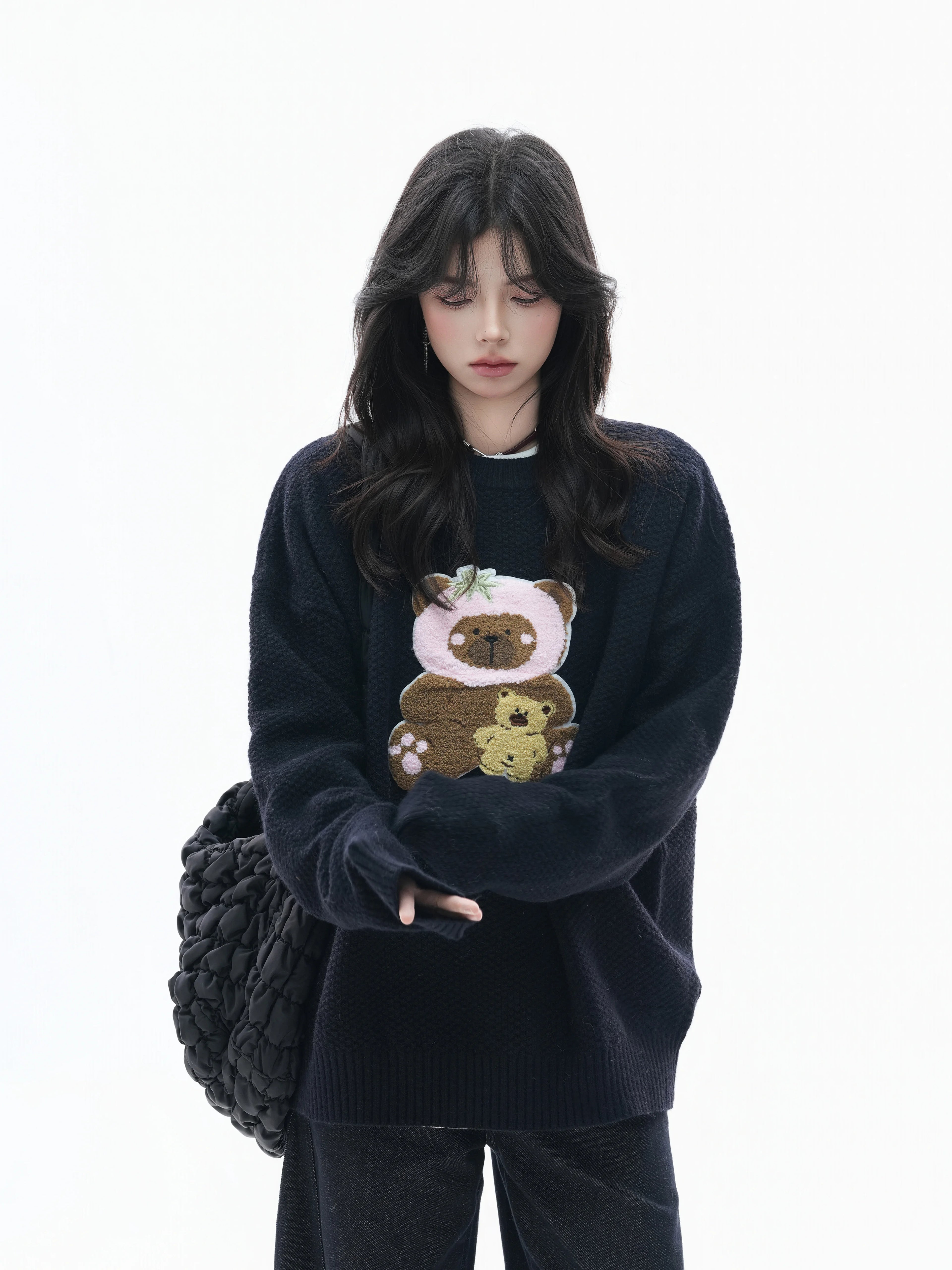 Zuocisankon Slack Soft Waxy Towel Embroidered Bear Sweater