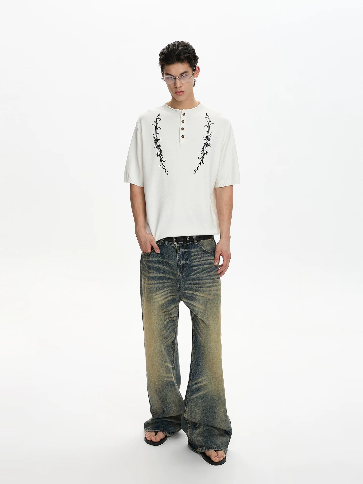 A PUEE Vintage Floral Embroidery Knitted Tee