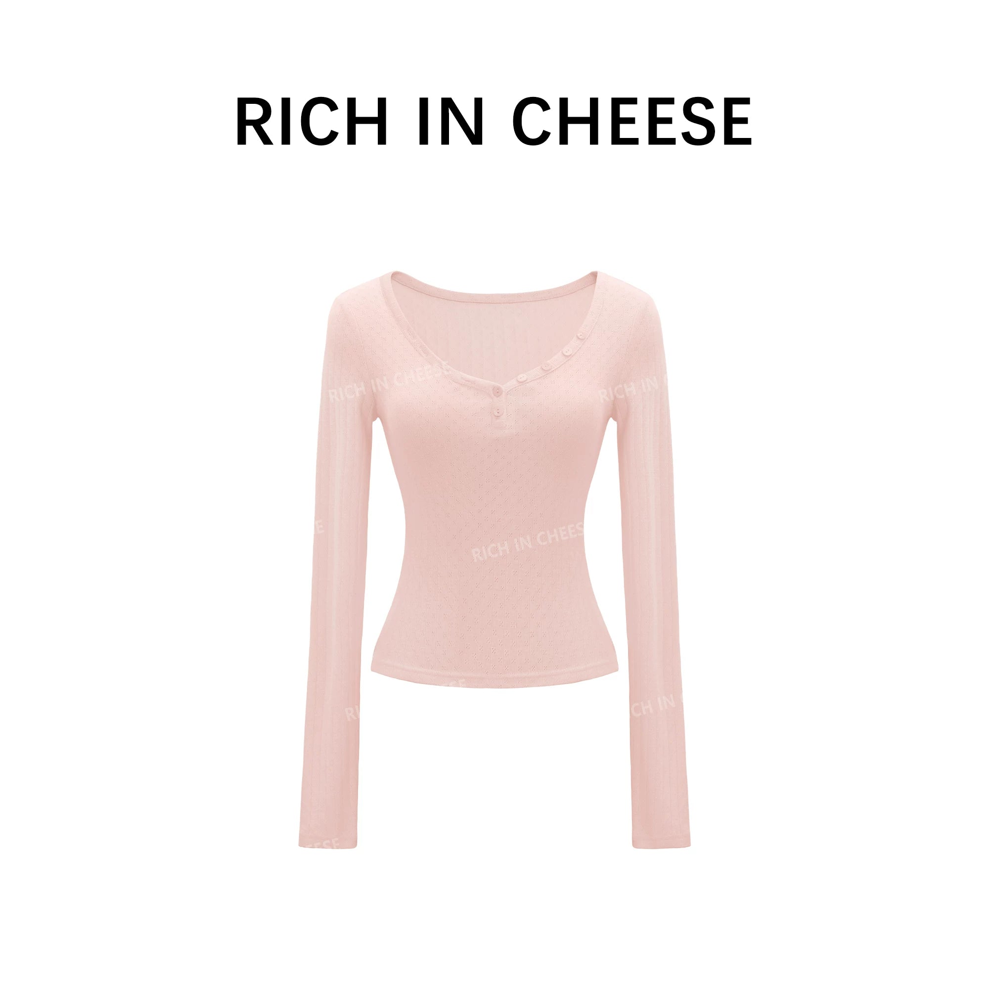 RICH IN CHEESE Slim and Versatile Long Sleeves