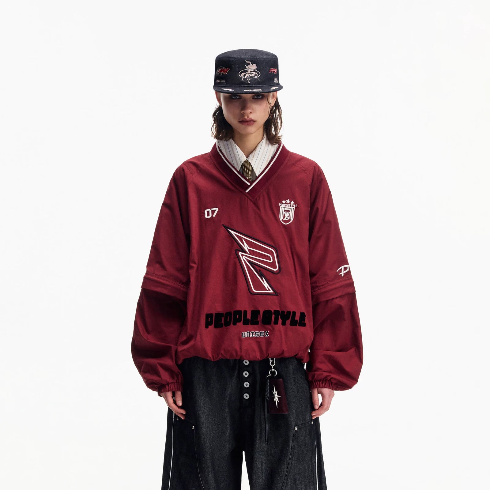 PEOPLESTYLE Badge Embroidered Sports V-neck Sweater